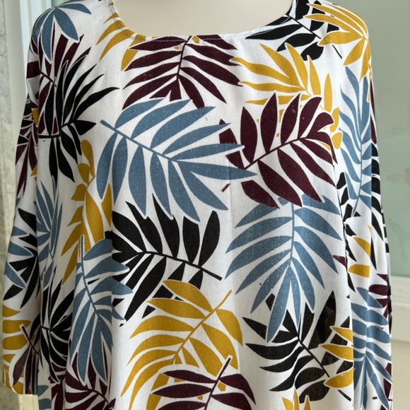 0075/ Leaves Pattern Poncho, Kimono Poncho - Picture 7 of 8